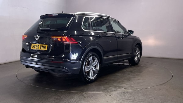 Used Volkswagen Tiguan 2019 for sale - 76105649: Photo 8