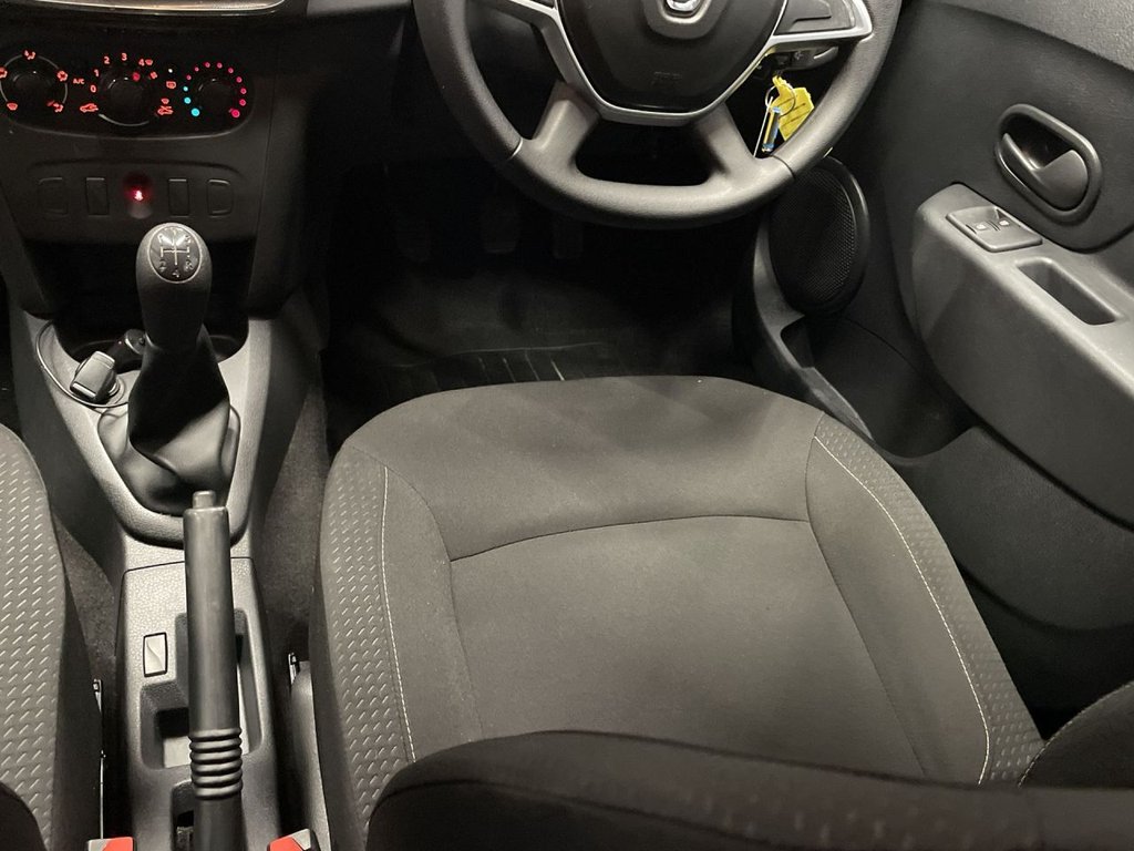 Used Dacia Sandero 2017 for sale - 76323727: Photo 22