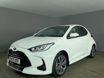 Used Toyota Yaris 2021 for sale - 77110724: Photo
