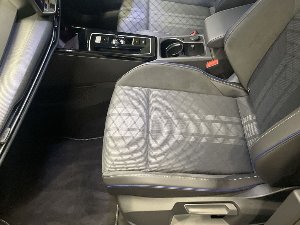 Used Volkswagen Golf 2025 for sale - 76203006: Photo 17