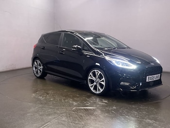 Used Ford Fiesta 2020 for sale - 76132808: Photo 2