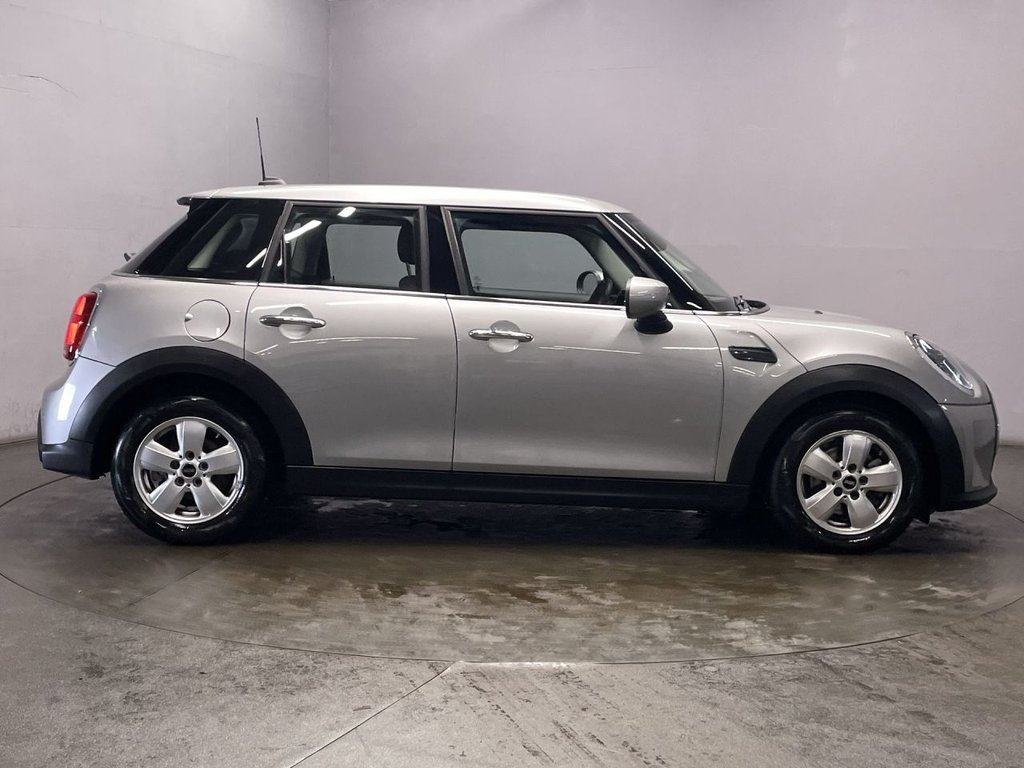 Used MINI Hatch 2022 for sale - 76883653: Photo 9