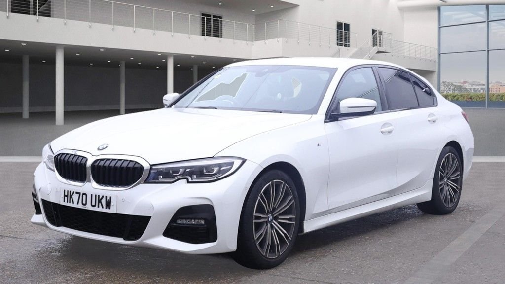 Used BMW 3 Series 2020 for sale - 76333986: Photo 2