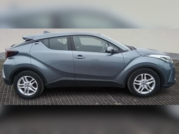 Used Toyota C-HR 2022 for sale - 76333551: Photo 3