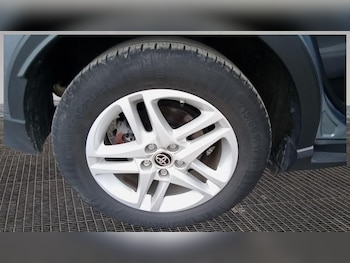 Used Toyota C-HR 2022 for sale - 76333551: Photo 4
