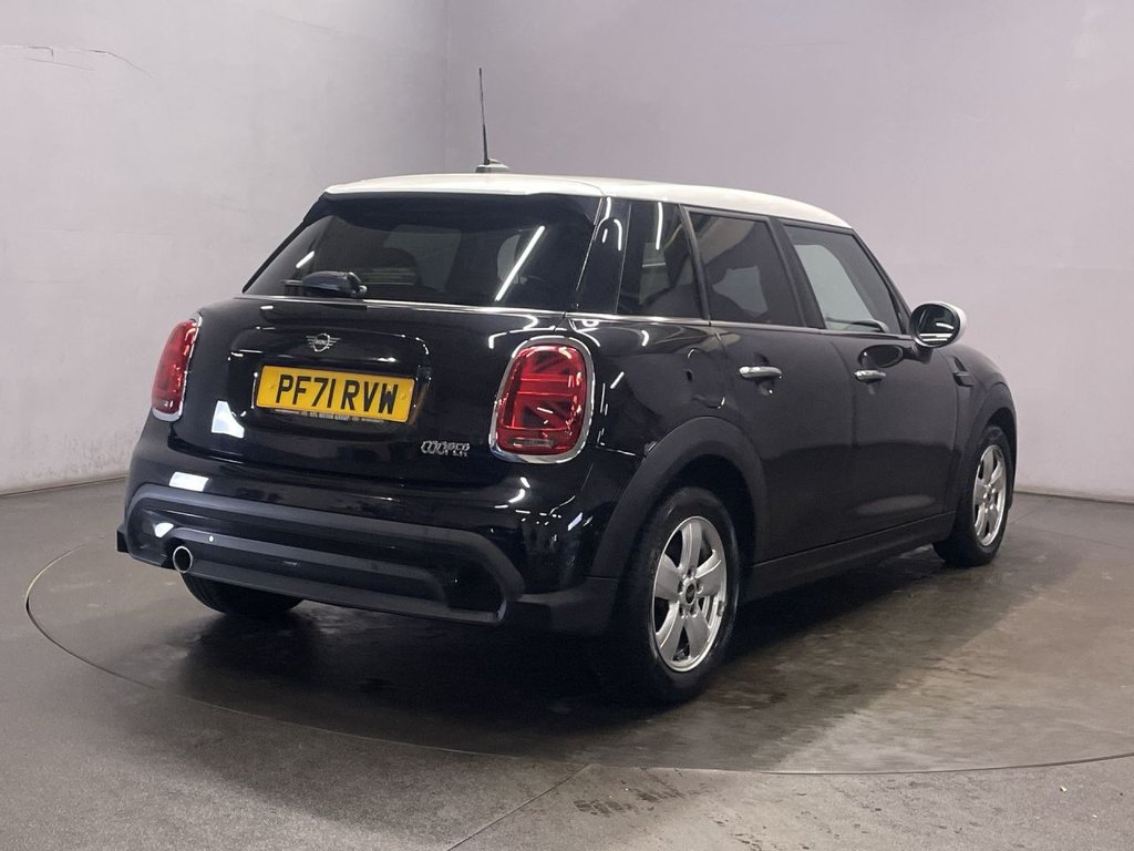 Used MINI Hatch 2022 for sale - 76417541: Photo 8
