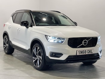Used Volvo XC40 2018 for sale - 76023679: Photo