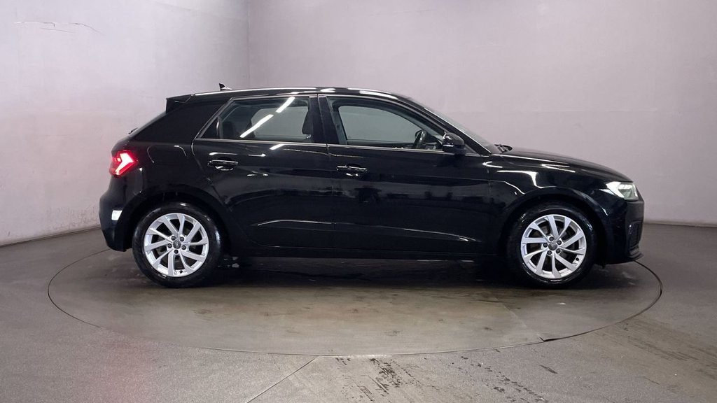 Used Audi A1 2018 for sale - 76582058: Photo 9