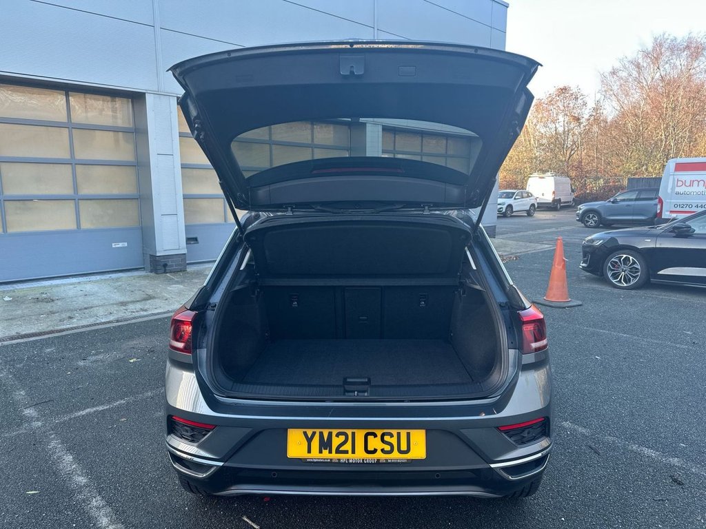 Used Volkswagen T-Roc 2021 for sale - 77133045: Photo 12