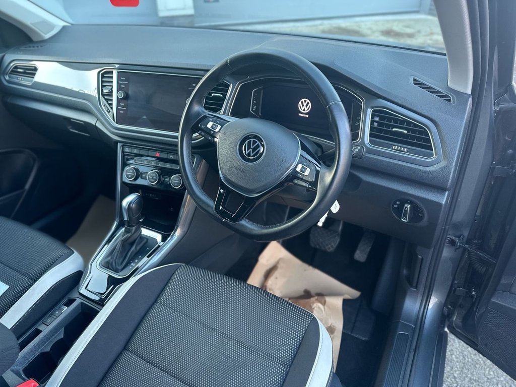 Used Volkswagen T-Roc 2021 for sale - 77133045: Photo 14