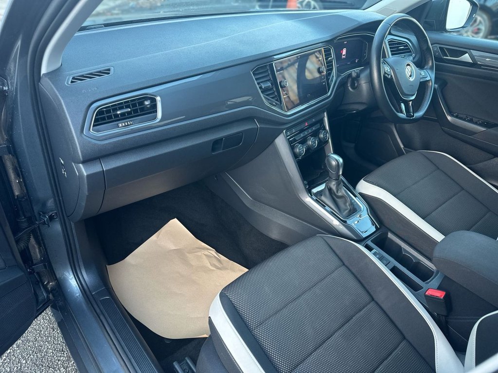 Used Volkswagen T-Roc 2021 for sale - 77133045: Photo 16