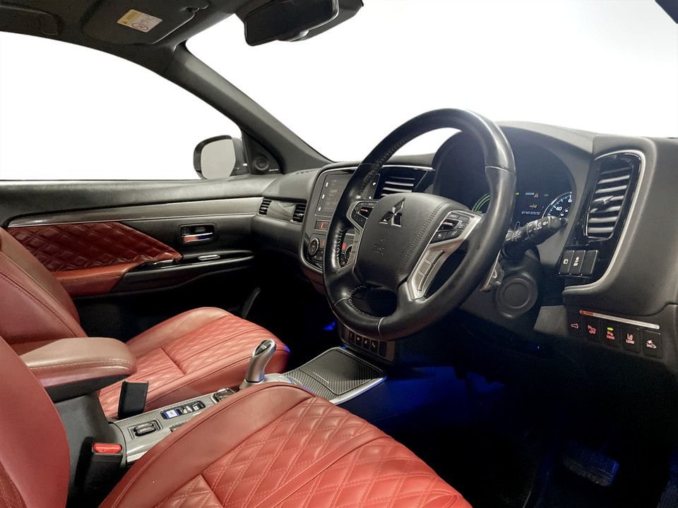 Used Mitsubishi Outlander 2018 for sale - 77521327: Photo 12