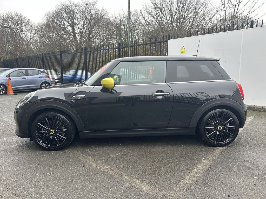 Used MINI Hatch 2023 for sale - 77952424: Photo 5