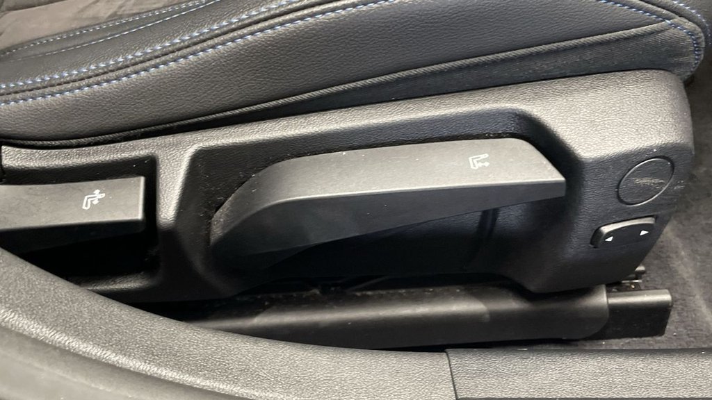 Used BMW i4 2022 for sale - 76147560: Photo 24