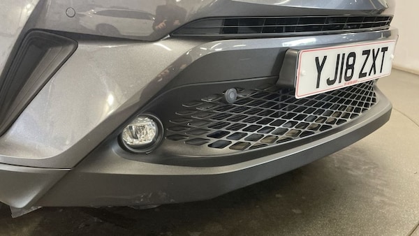 Used Toyota C-HR 2018 for sale - 75559626: Photo 11