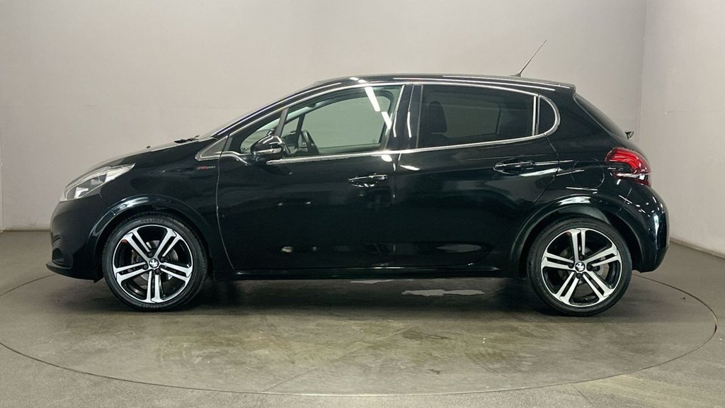 Used Peugeot 208 2019 for sale - 76783805: Photo 12