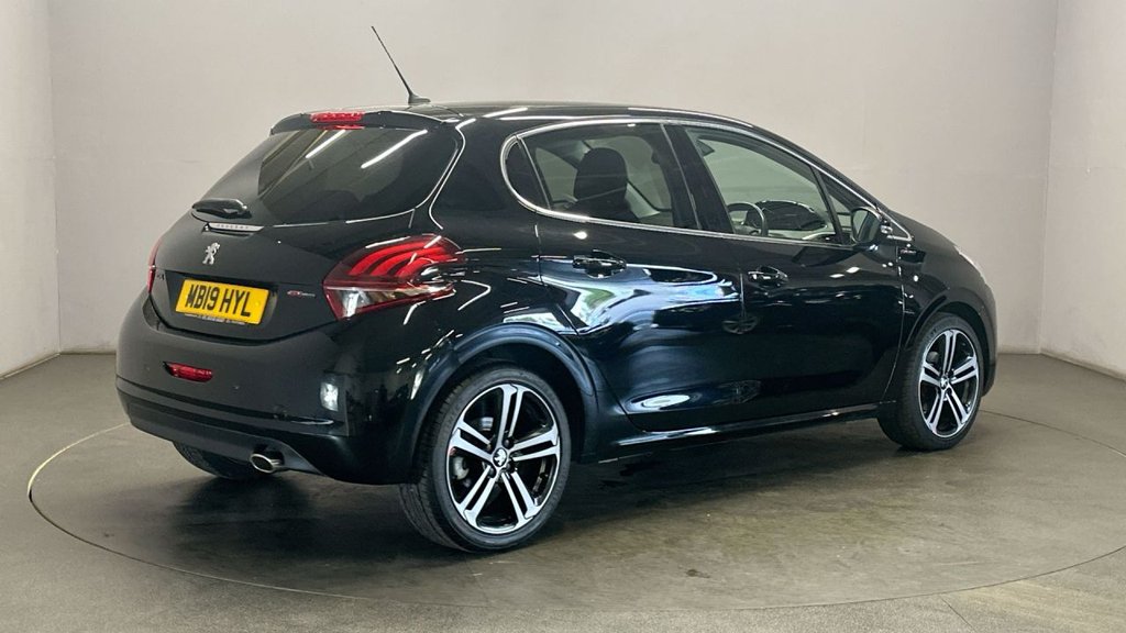 Used Peugeot 208 2019 for sale - 76783805: Photo 15