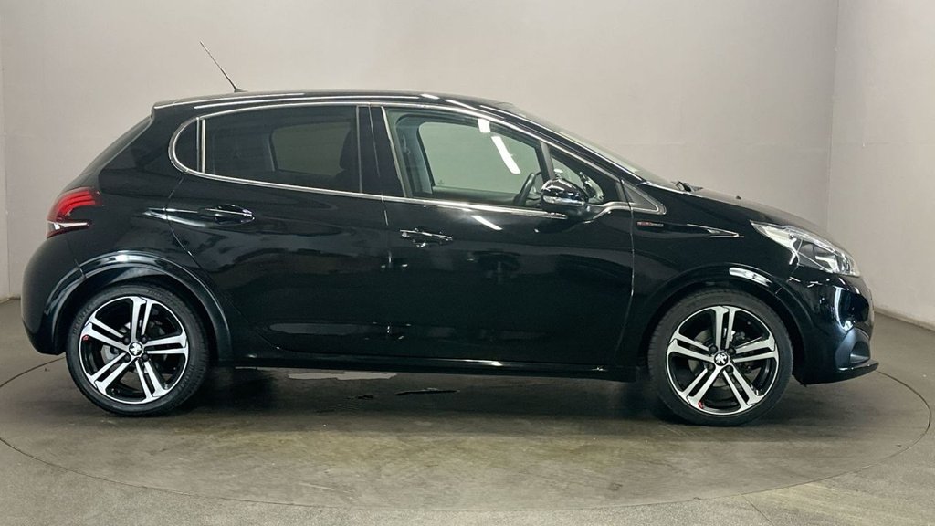 Used Peugeot 208 2019 for sale - 76783805: Photo 16