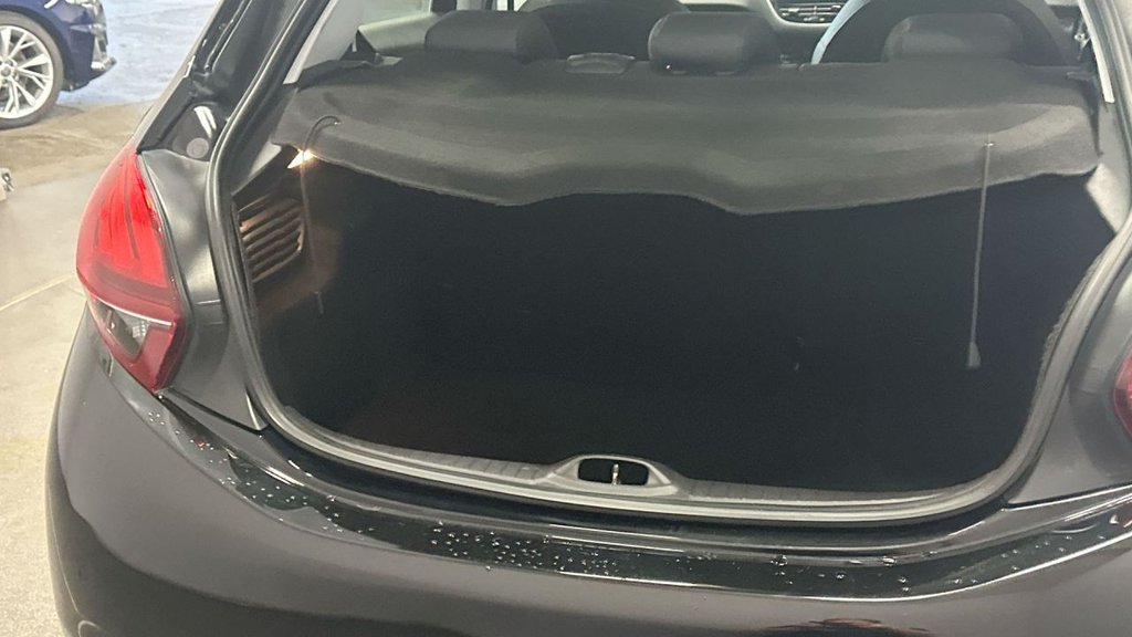 Used Peugeot 208 2019 for sale - 76783805: Photo 19