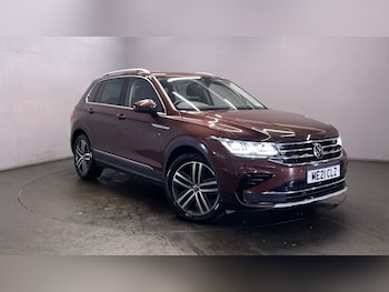 Volkswagen - Tiguan