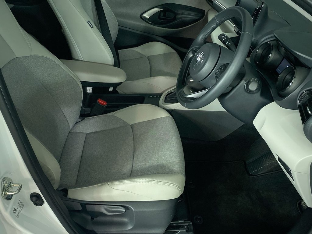 Used Toyota Yaris 2021 for sale - 76367430: Photo 15