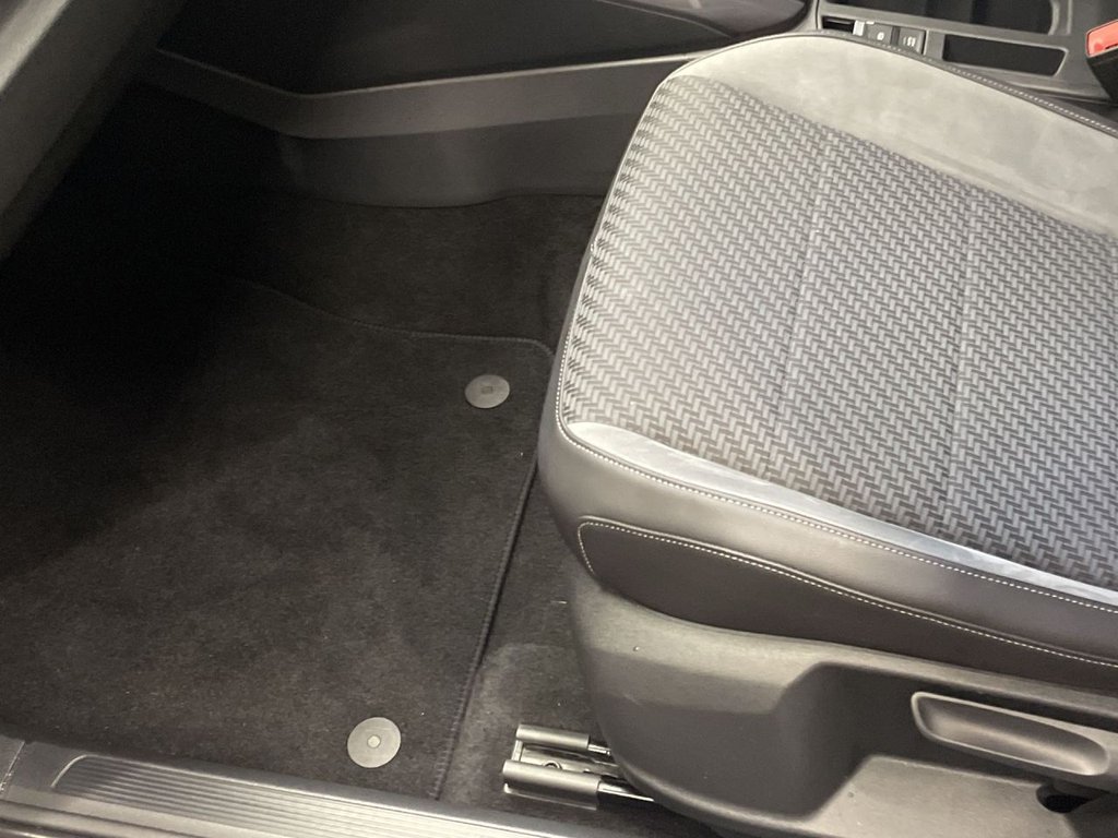 Used Volkswagen T-Roc 2020 for sale - 76546860: Photo 17