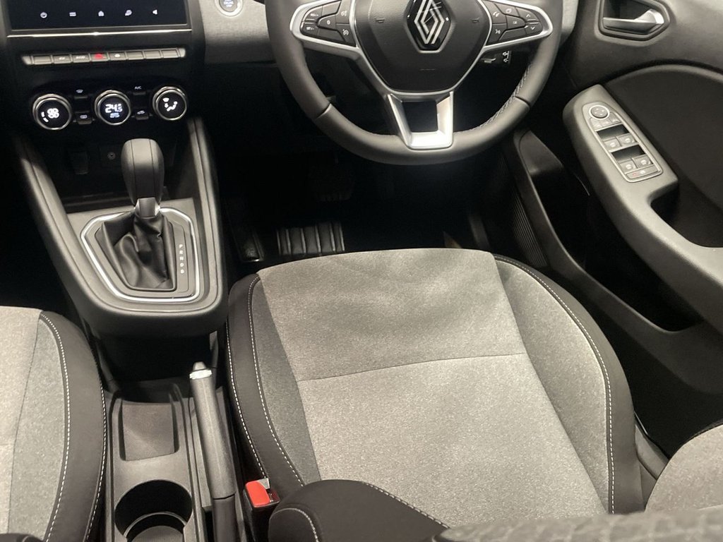 Used Renault Clio 2024 for sale - 77451493: Photo 15