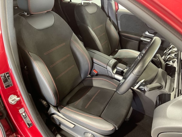 Used Mercedes-Benz GLA 2021 for sale - 76303610: Photo 14