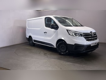 Renault Trafic feature image