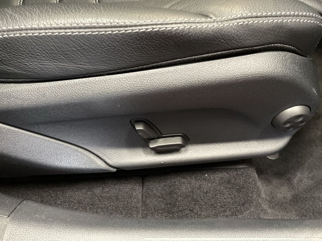 Used Mercedes-Benz EQC 2022 for sale - 76632078: Photo 25