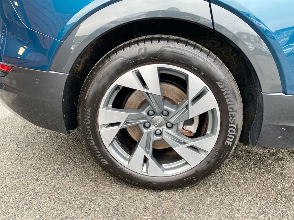 Used Audi e-tron 2020 for sale - 77631971: Photo 3