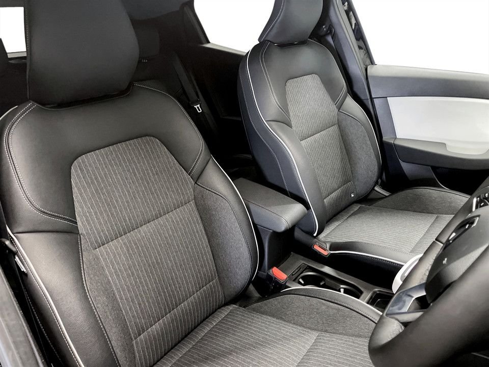 Used Renault Clio 2022 for sale - 77038222: Photo 11