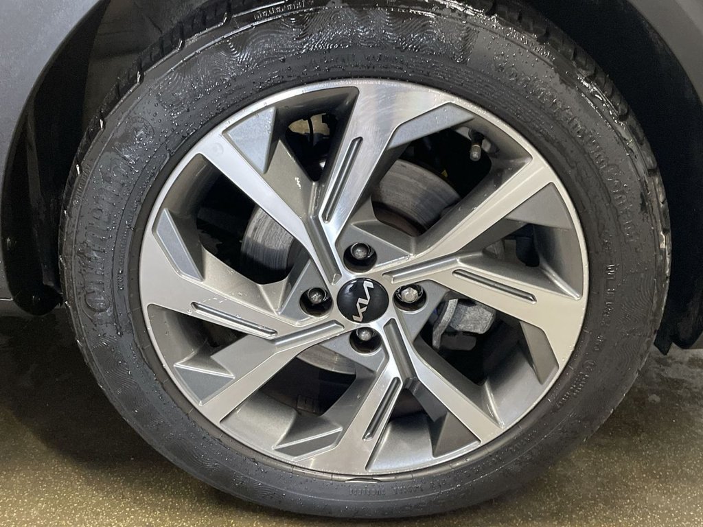 Used Kia Stonic 2024 for sale - 77437372: Photo 12