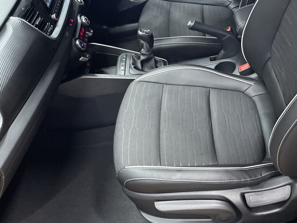 Used Kia Stonic 2024 for sale - 77437372: Photo 17