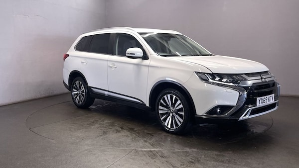 Used Mitsubishi Outlander 2019 for sale - 76255997: Photo 2