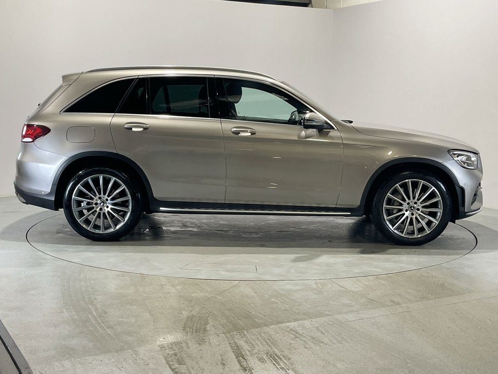 Used Mercedes-Benz GLC 2022 for sale - 76623266: Photo 9