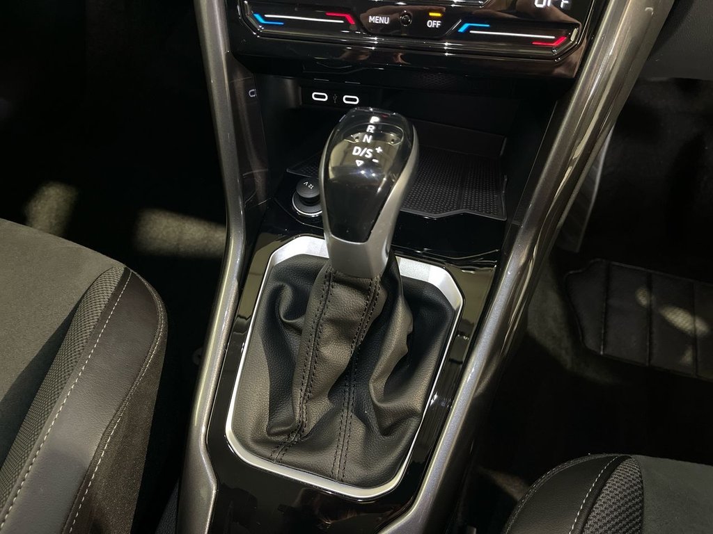 Used Volkswagen T-Roc 2022 for sale - 77064811: Photo 19