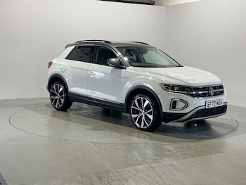 Used Volkswagen T-Roc 2022 for sale - 77064811: Photo