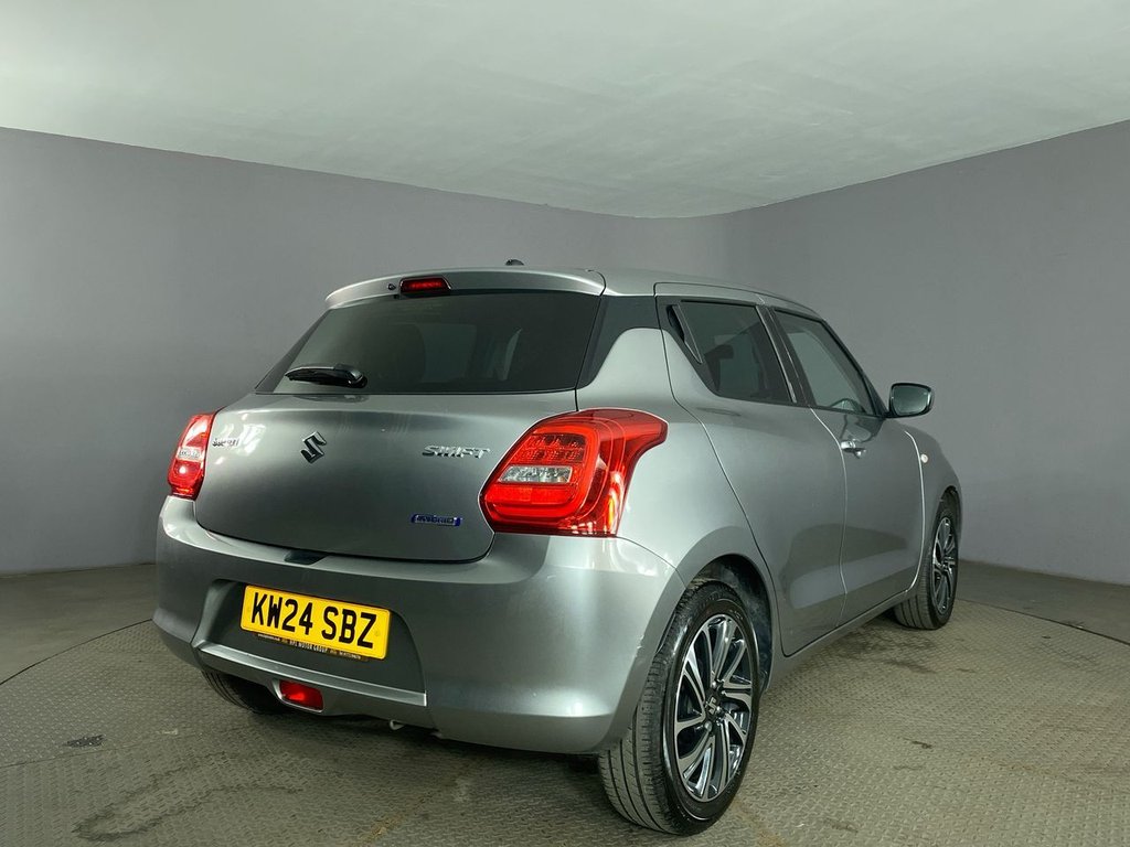 Used Suzuki Swift 2024 for sale - 76698382: Photo 8