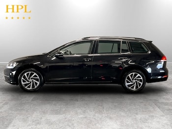 Used Volkswagen Golf 2019 for sale - 78549830: Photo