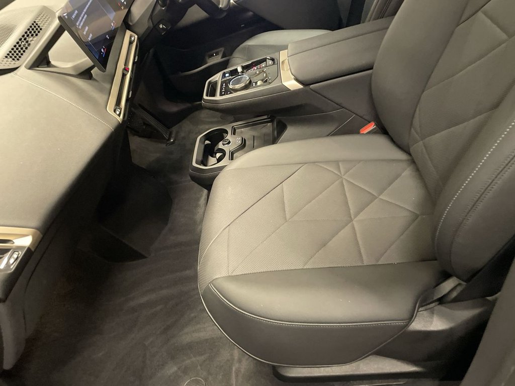 Used BMW iX 2022 for sale - 77171682: Photo 17