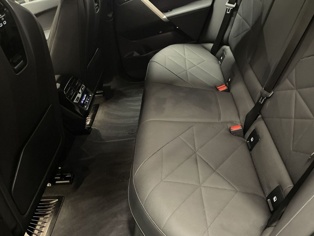 Used BMW iX 2022 for sale - 77171682: Photo 18