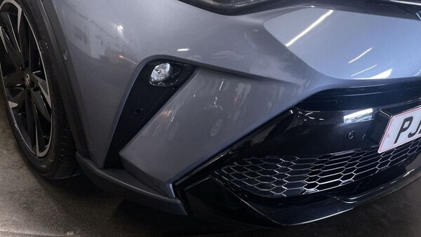 Used Toyota C-HR 2021 for sale - 75613063: Photo 11