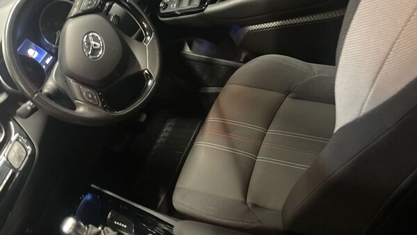 Used Toyota C-HR 2021 for sale - 75613063: Photo 15