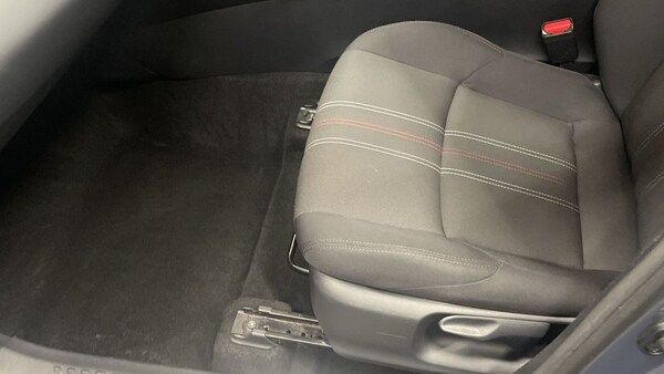 Used Toyota C-HR 2021 for sale - 75613063: Photo 17