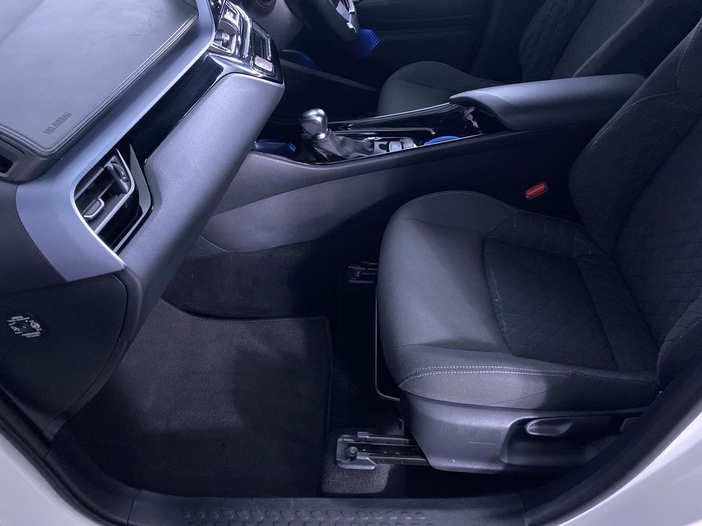 Used Toyota C-HR 2021 for sale - 77244640: Photo 17