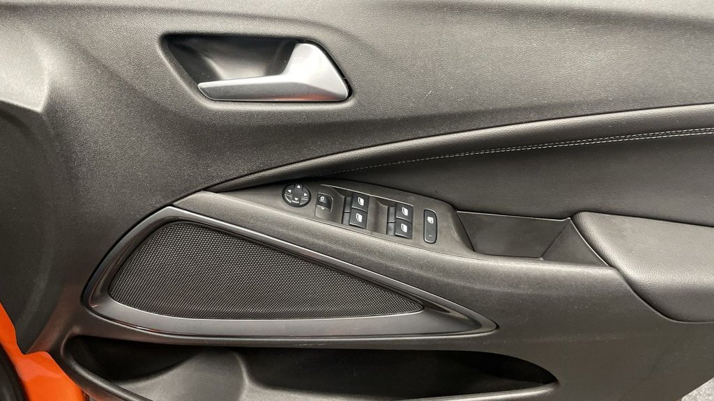 Used Vauxhall Crossland 2021 for sale - 77110656: Photo 25