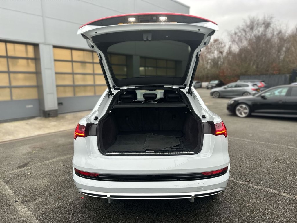 Used Audi e-tron 2022 for sale - 77088957: Photo 12