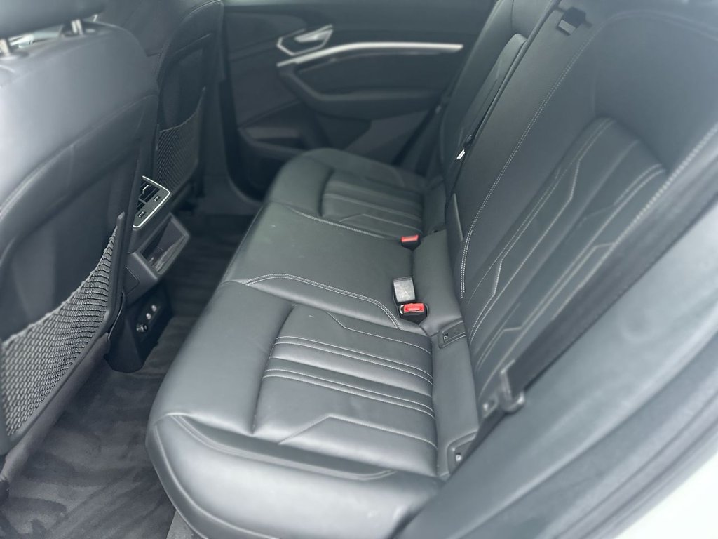 Used Audi e-tron 2022 for sale - 77088957: Photo 17
