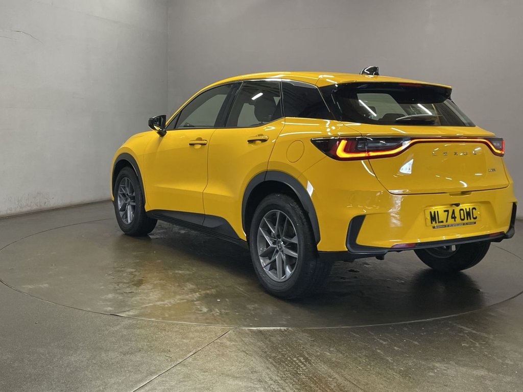Used Lexus LBX 2024 for sale - 76333983: Photo 6